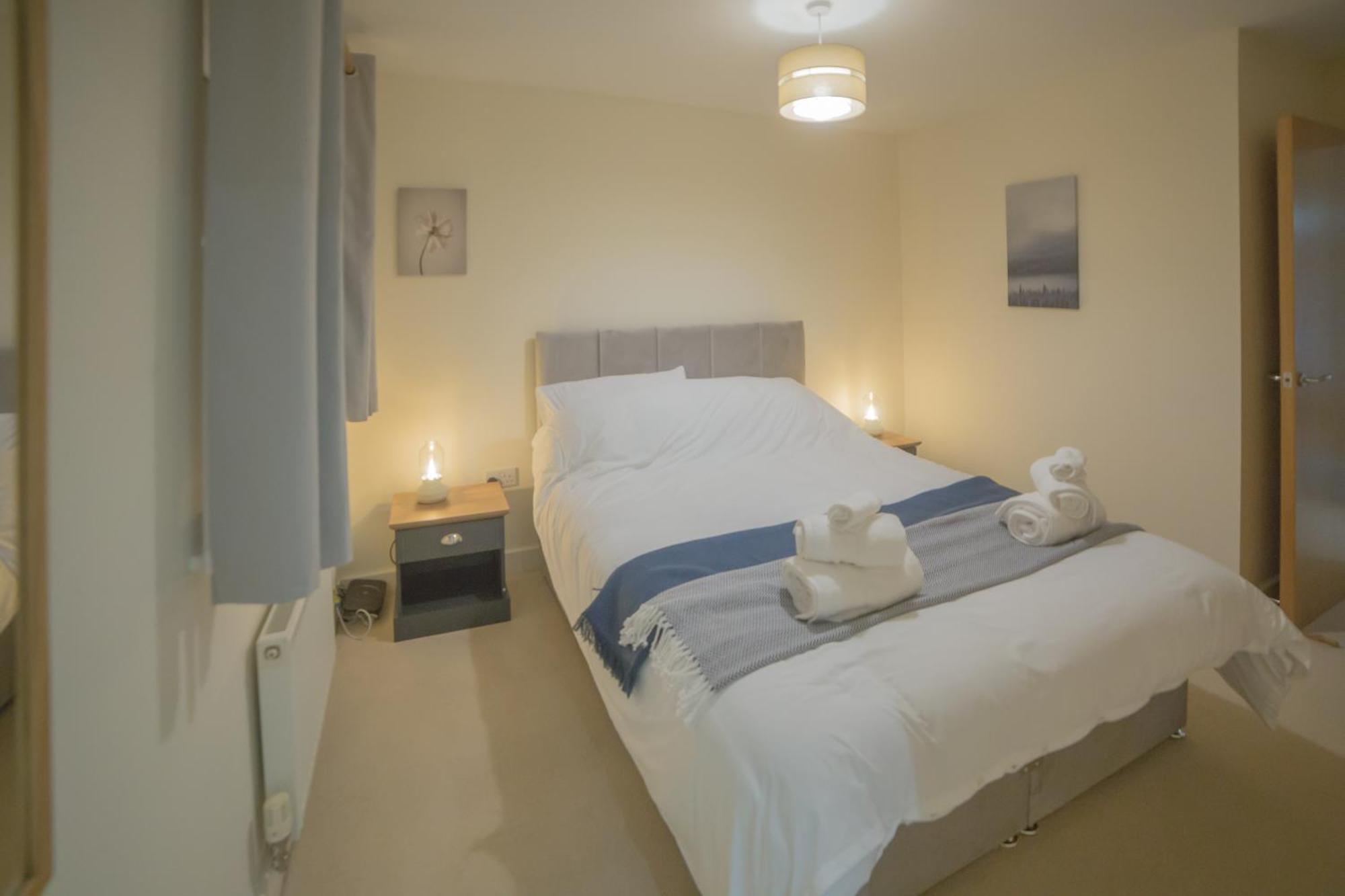 Вилла Sleeps9 Parking&Garage 17 Mins To Gatwick, 30 To London Merstham Экстерьер фото